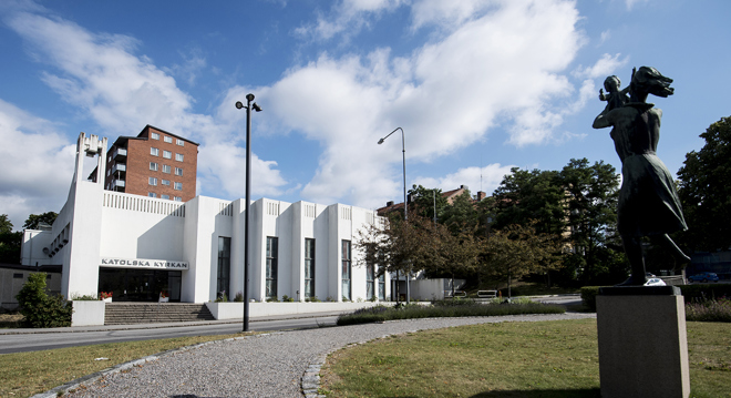 Exteriörbild Katolska kyrkan Södertälje